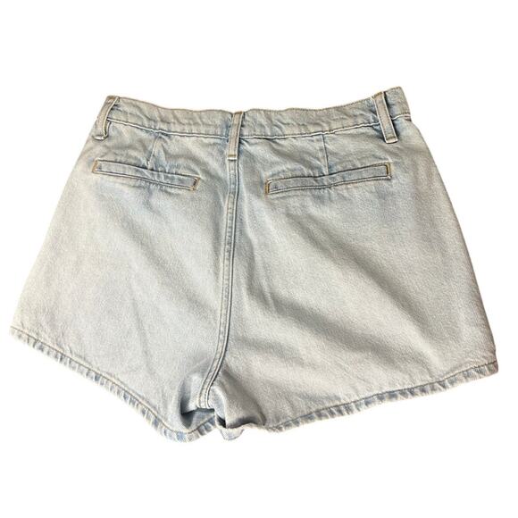 FRAME Le Bardot Light Wash Denim Front Button Patch Pocket Shorts Size 28 - Picture 3 of 5
